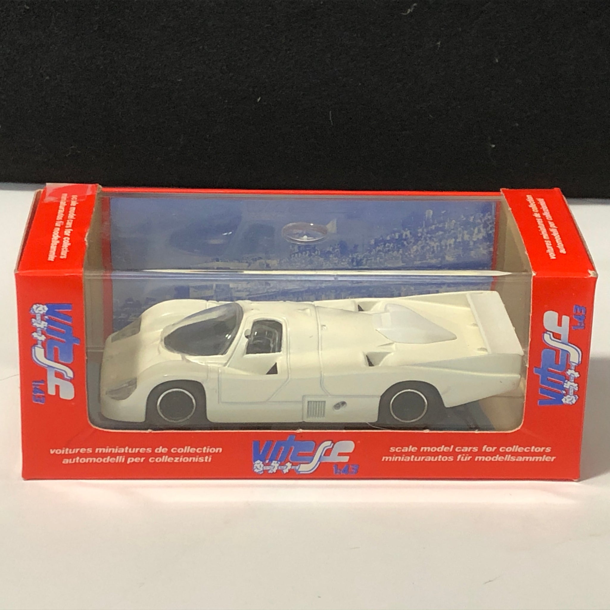 Porsche 962 Daytona 1986 Winner Valvoline N 8 by Vitesse 1:43 (SM38)