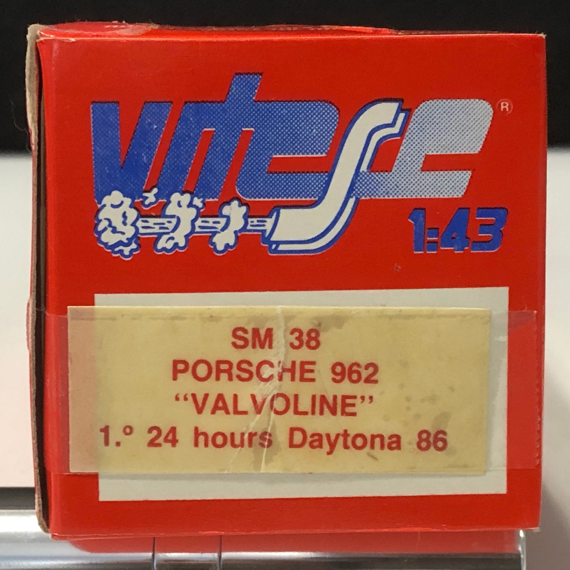 Porsche 962 Daytona 1986 Winner Valvoline N 8 by Vitesse 1:43 (SM38)