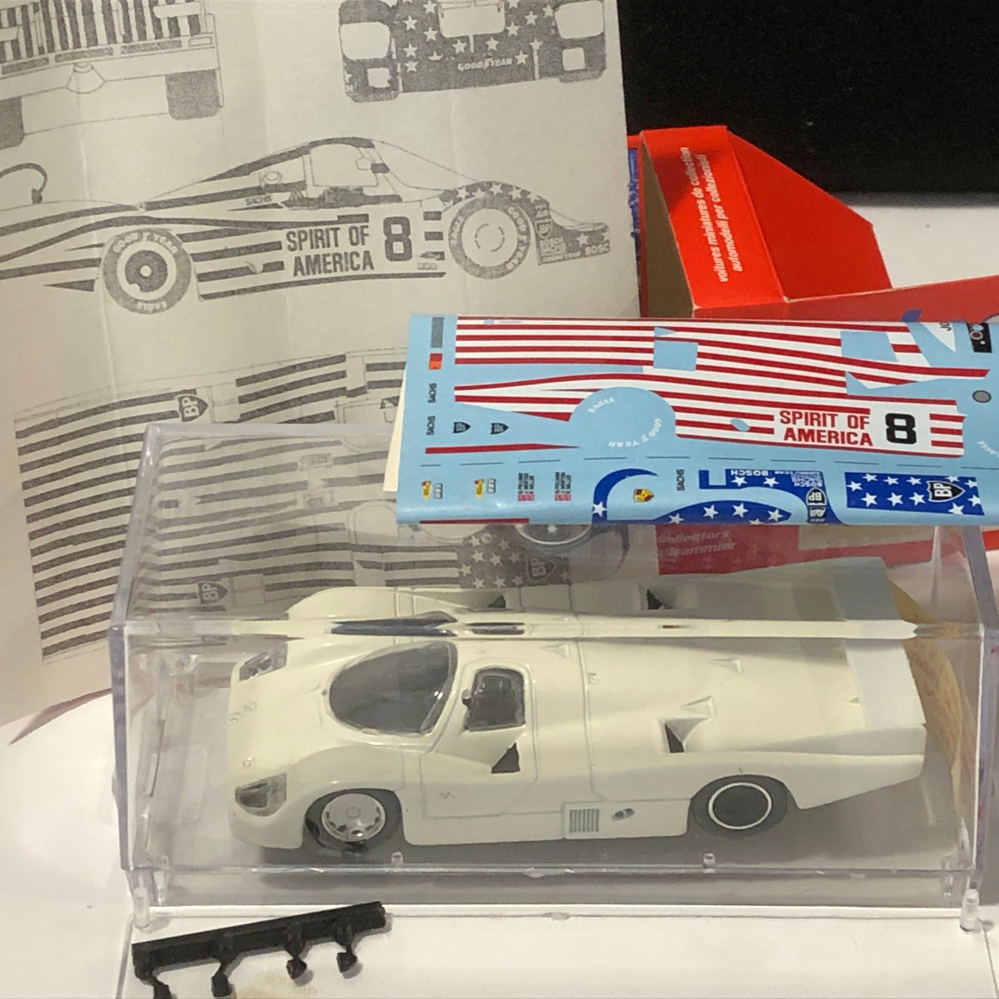 Porsche 956 Le Mans 1986 Spirit Of America N 8 by Vitesse 1:43 (SM40)