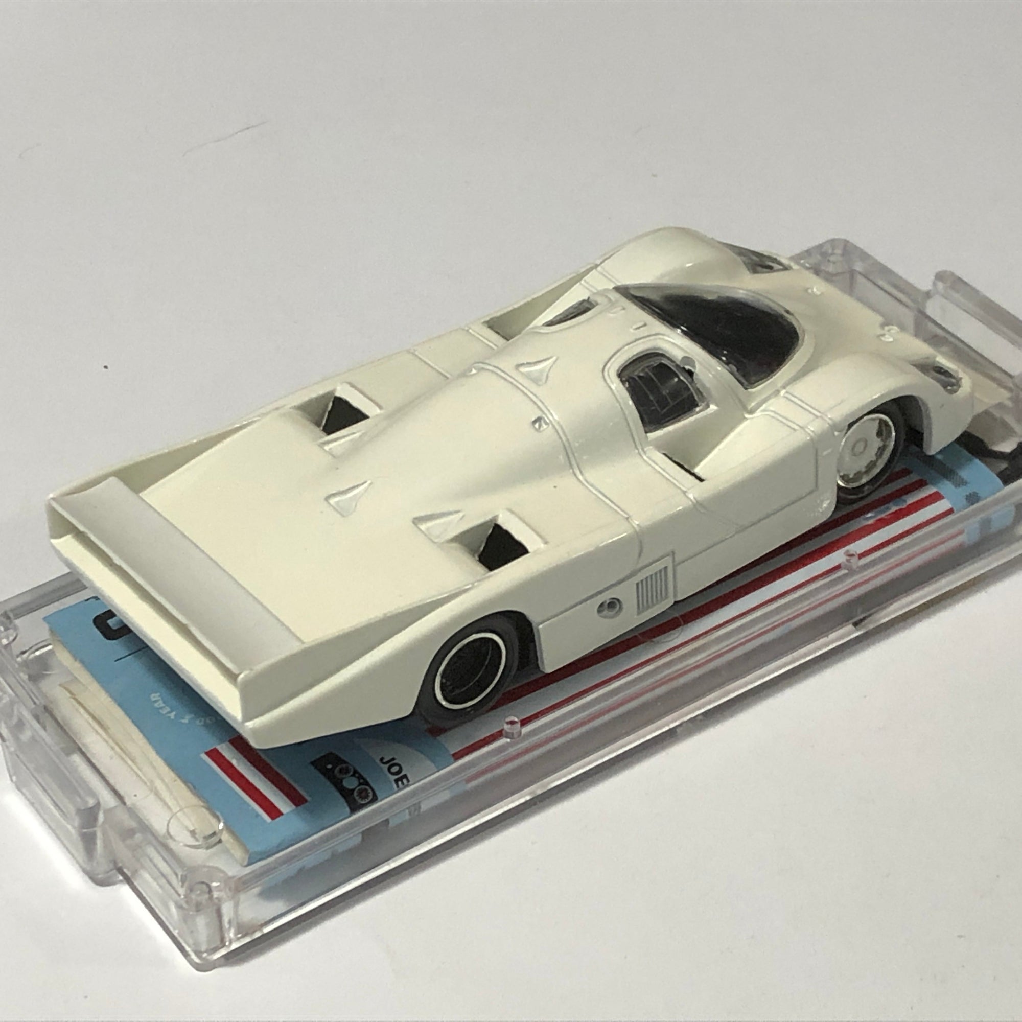 Porsche 956 Le Mans 1986 Spirit Of America N 8 by Vitesse 1:43 (SM40)