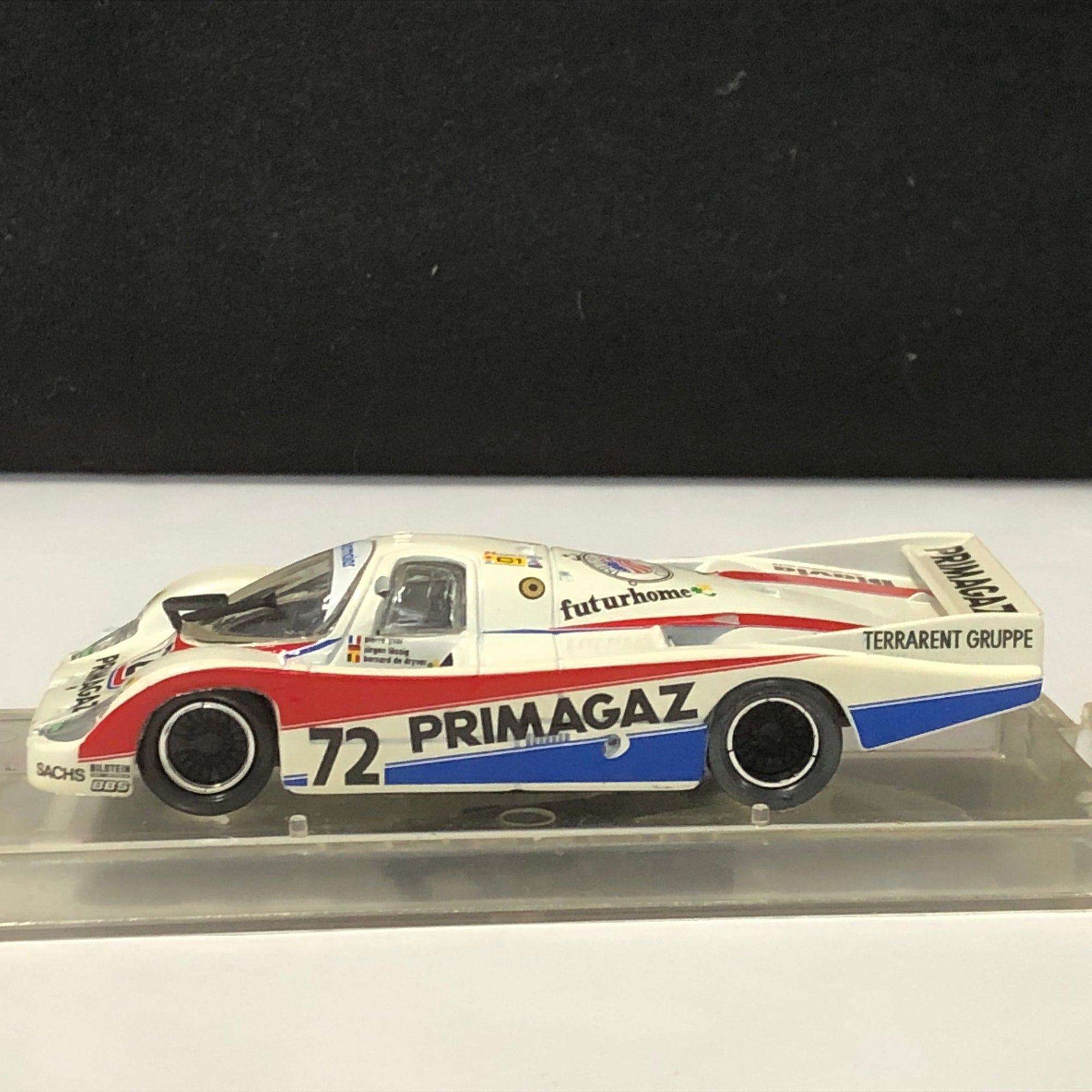 Porsche 956 Le Mans 1987 Primgaz N 72 by Vitesse 1:43 (SM46)
