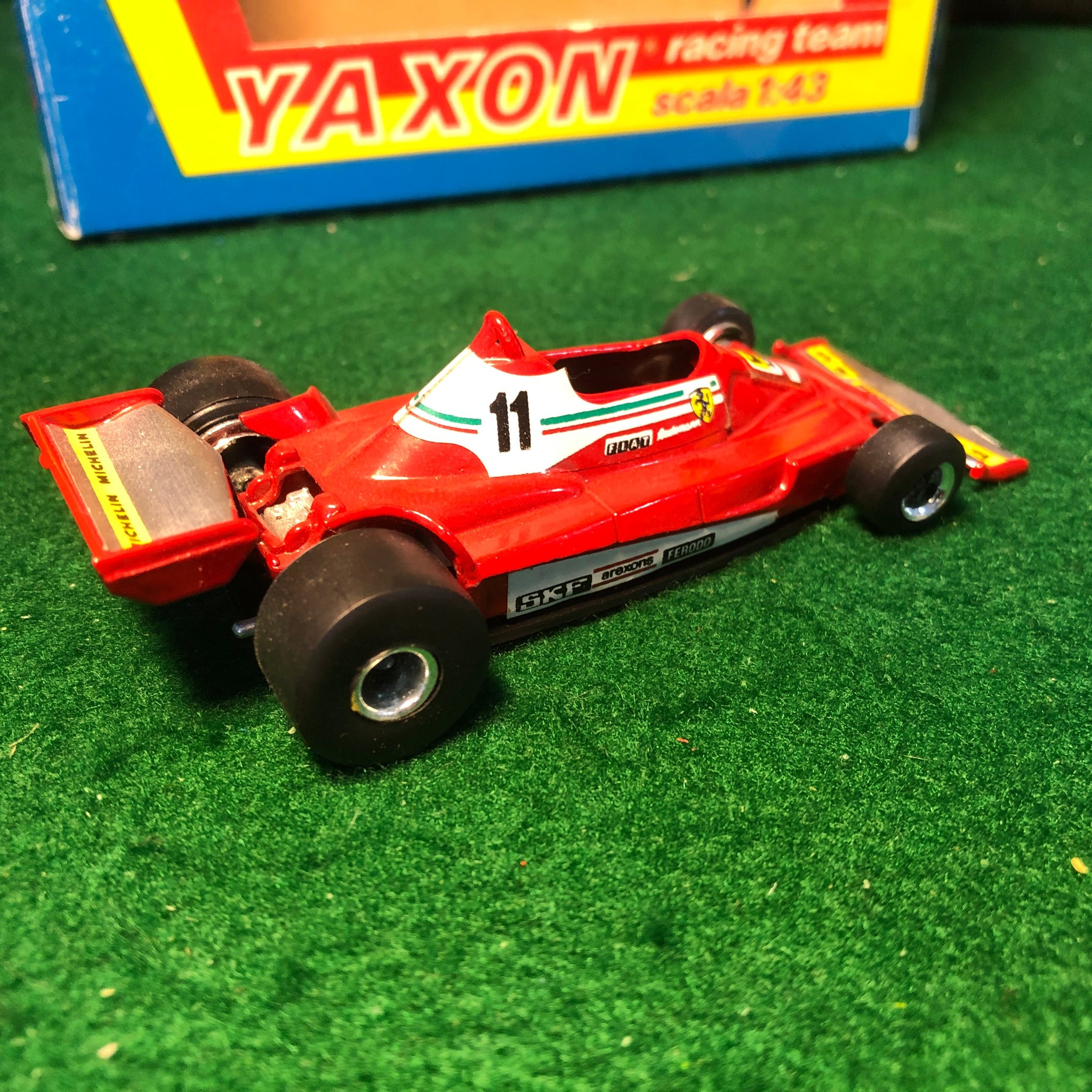 Ferrari 312 T2 N 11 Niki Lauda by Yaxon 1:43 (0700)