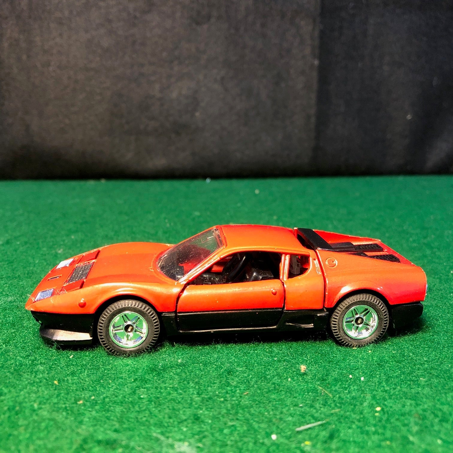 Ferrari 512 BB Berlinetta Boxer Red/Black by Yonezawa 1:40 (G-68)(No box)