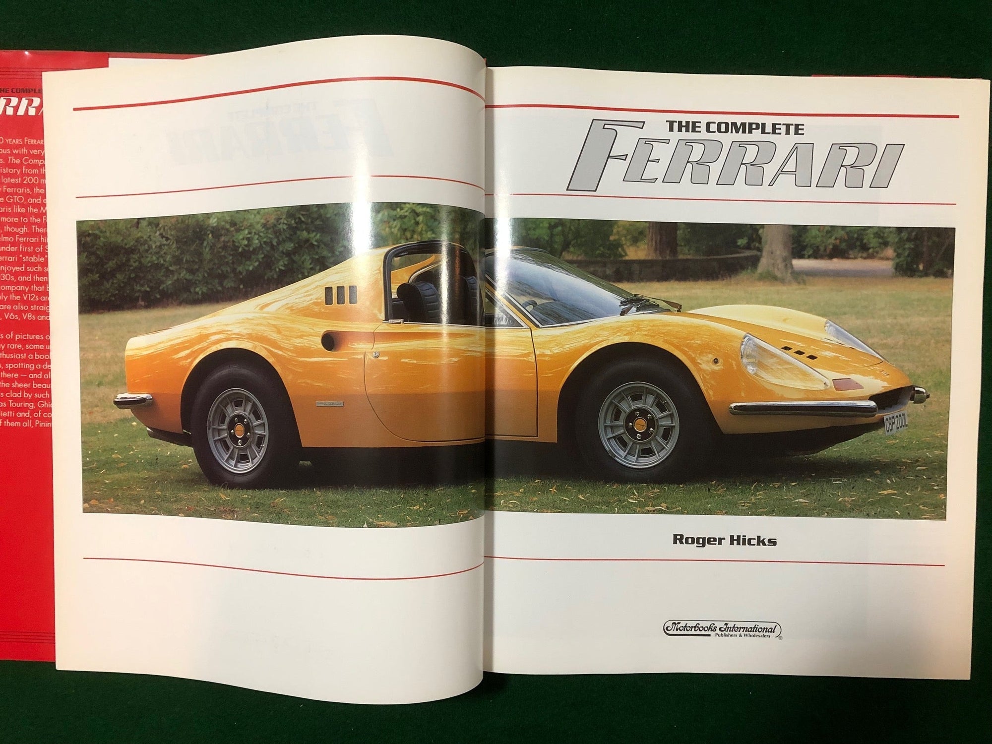 The Complete Ferrari (R Hicks)(1999)