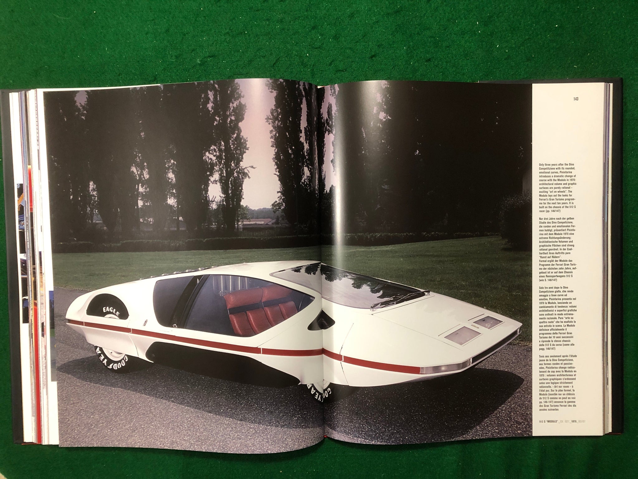 Ferrari - 25 Years of Calendar Images (G Raupp)