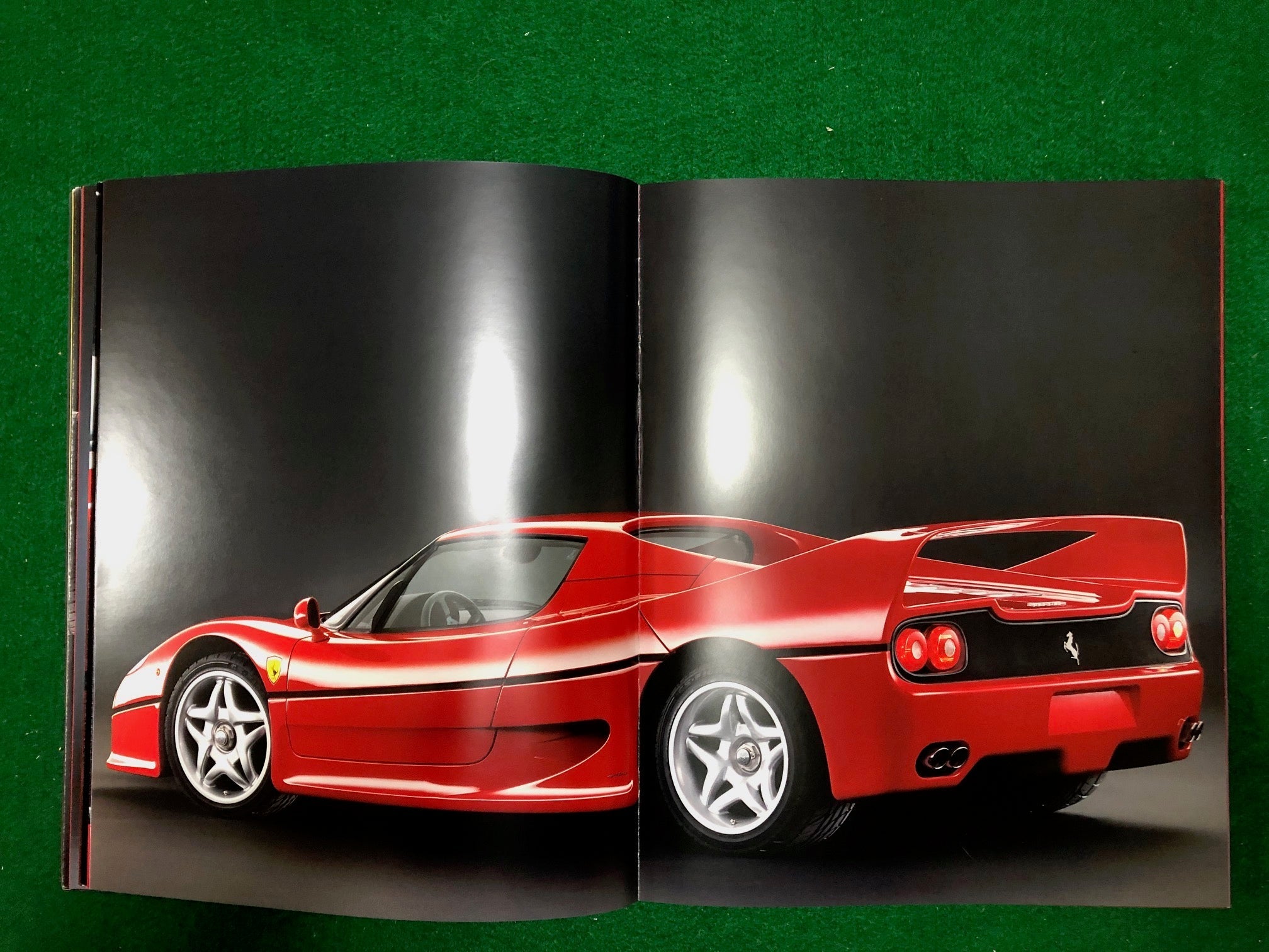 Ferrari F50 Presentation Book (1002/95)