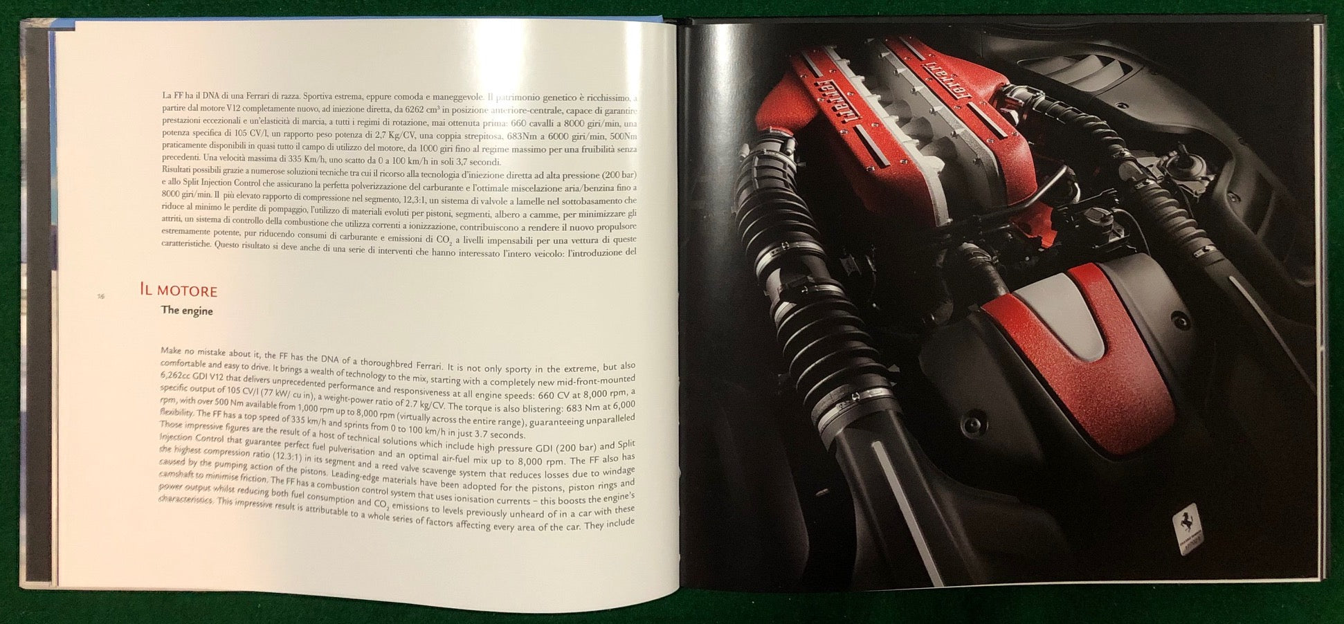 Ferrari FF Deluxe Brochure (3819/11)