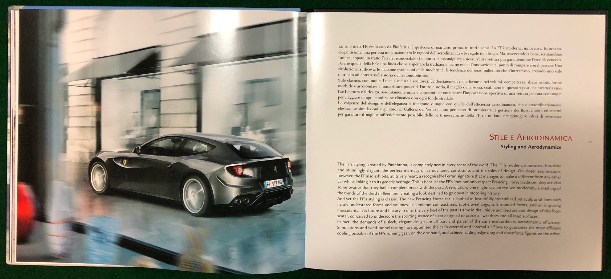 Ferrari FF Deluxe Brochure (3819/11)