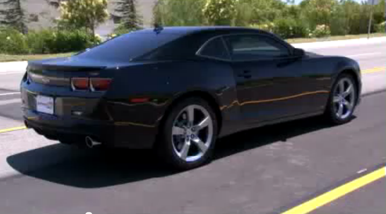 video still of a 2010 Chevy Camaro