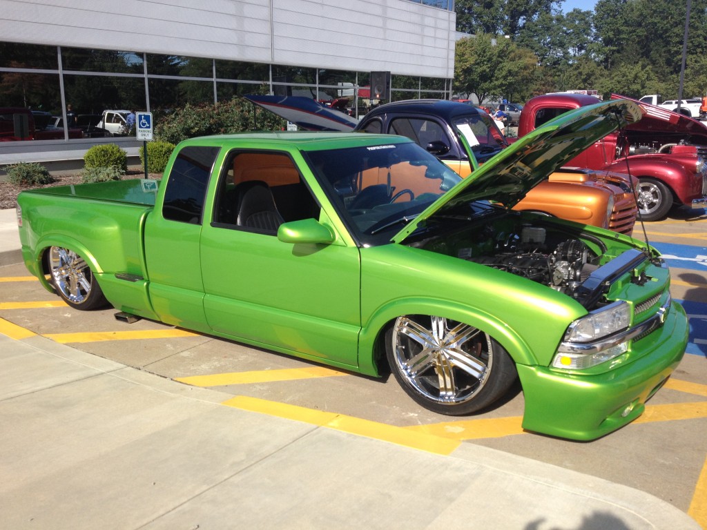 lowrider chevy pickup truck