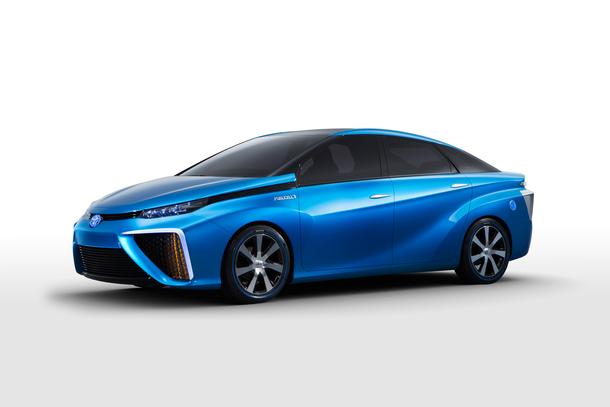 toyota hydrogen fuel cell concept vehicle