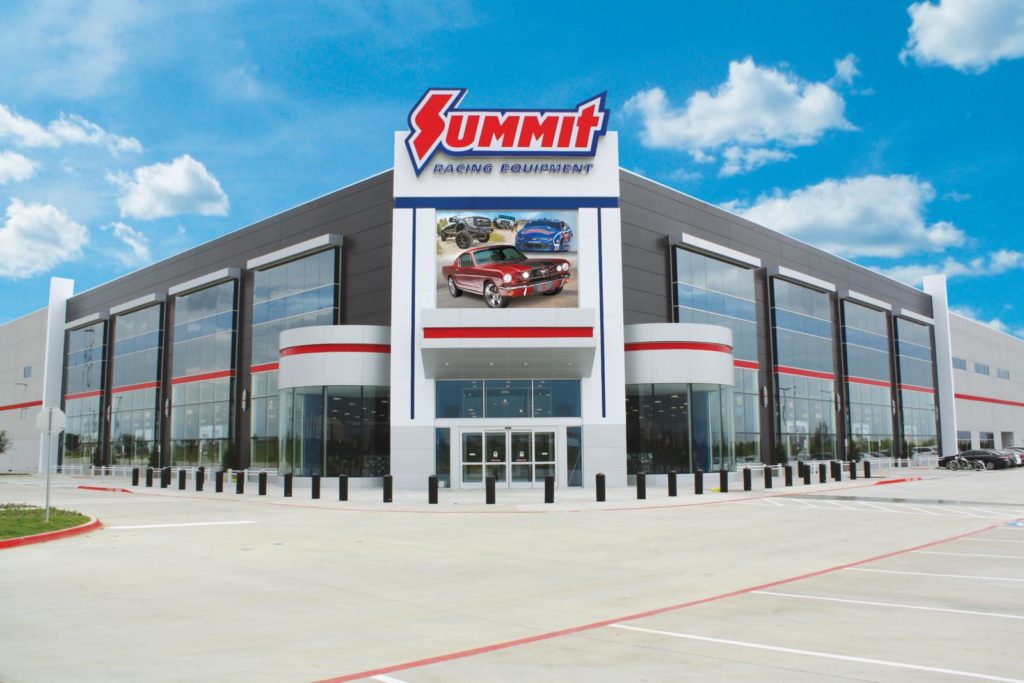 Summit Racing's New Texas Retail Super Store