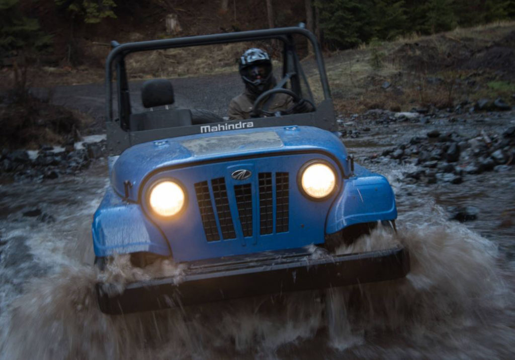 mahindra roxor driving through creek