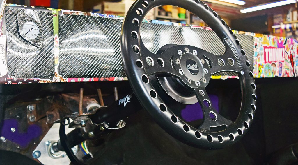 ididt steering column in a race car