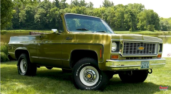 1975 k5 blazer with rood removed