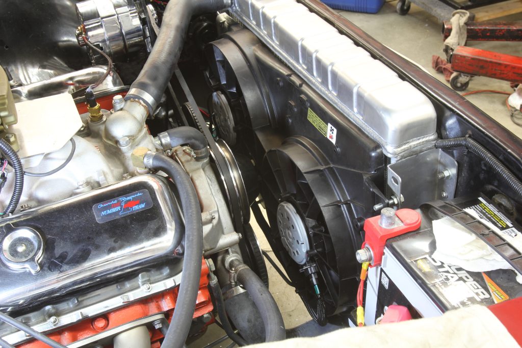 ford contour electric fans with a dewitts radiator in a vintage chevy Chevelle