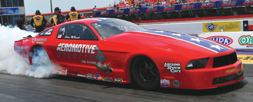 aeromotive drag race ford mustang at drag strip pro mod