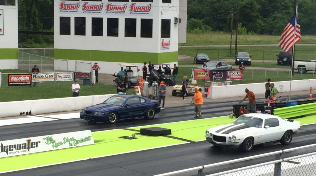 a split bumper camaro rs drag races an sn95 ford mustang at edgewater sports park near cincinnati ohio at