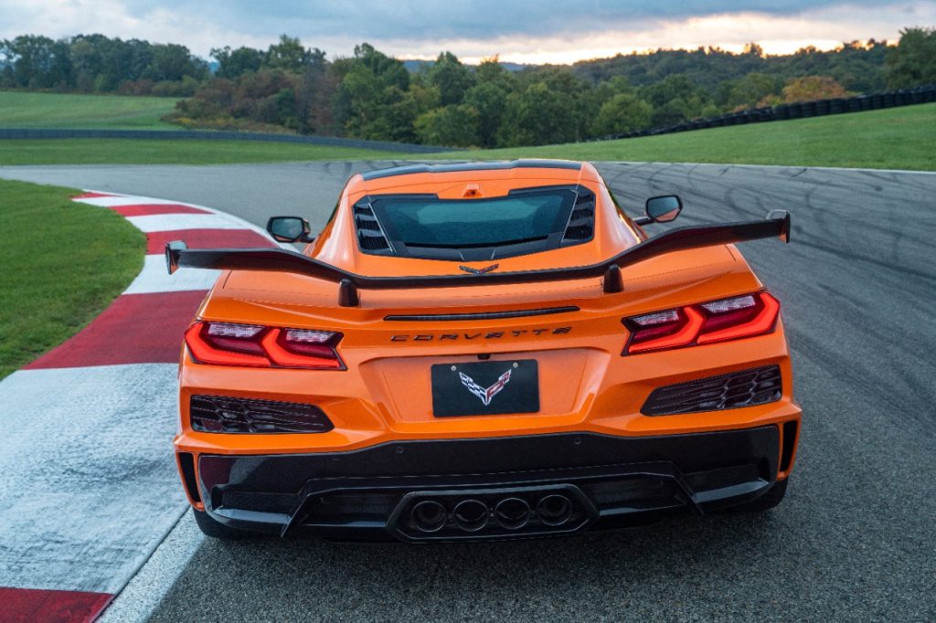 rear view of chevy corvette z06 2023