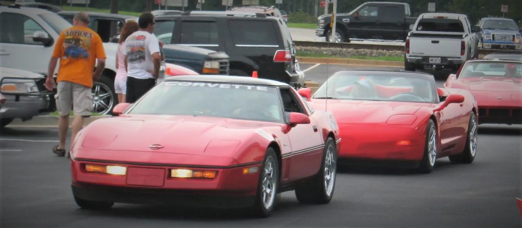 c4 corvette leading parade