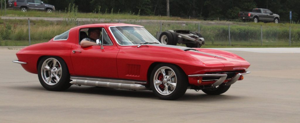 c2 1967 chevy crvette sting ray restomod at summit racing