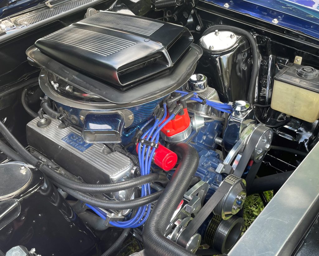 351 ford cleveland engine with shaker air cleaner