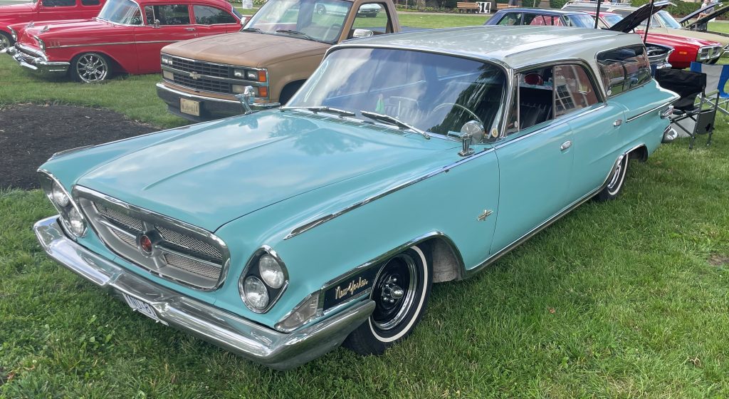 1962 chrysler new yorker station wagon