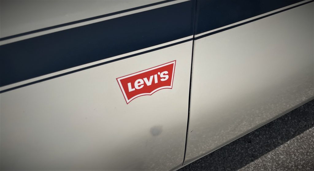 1973 amc gremlin x Levis edition fender decal