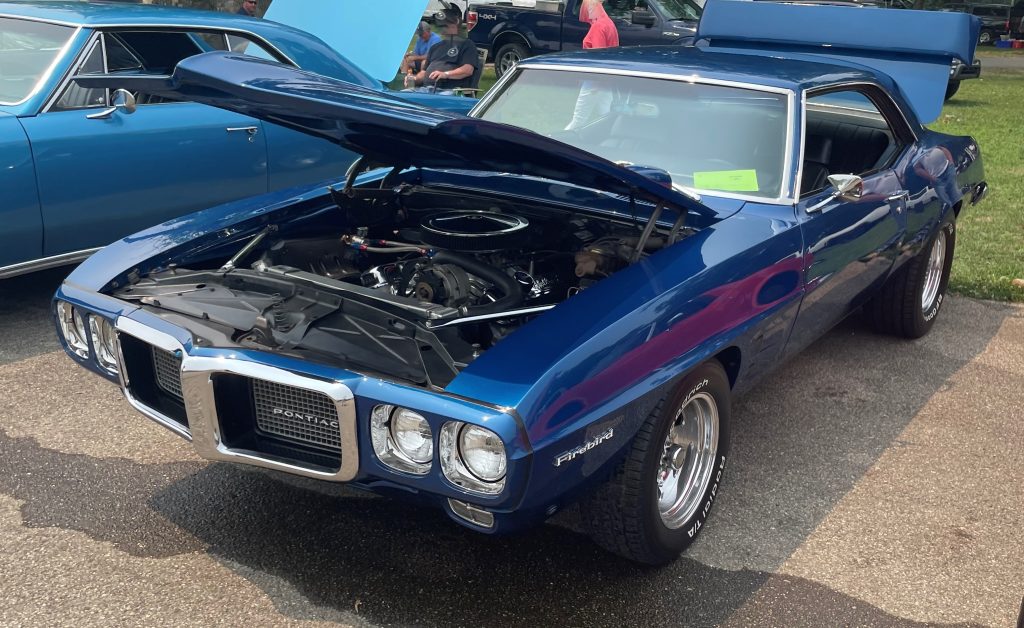 1969 pontiac firebird with a 455 v8