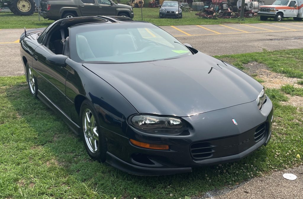 late fourth gen chevy camaro t-top coupe