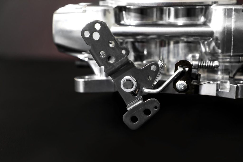 Updated throttle body bracket on holley Sniper 2 efi kit for trans kickdowns