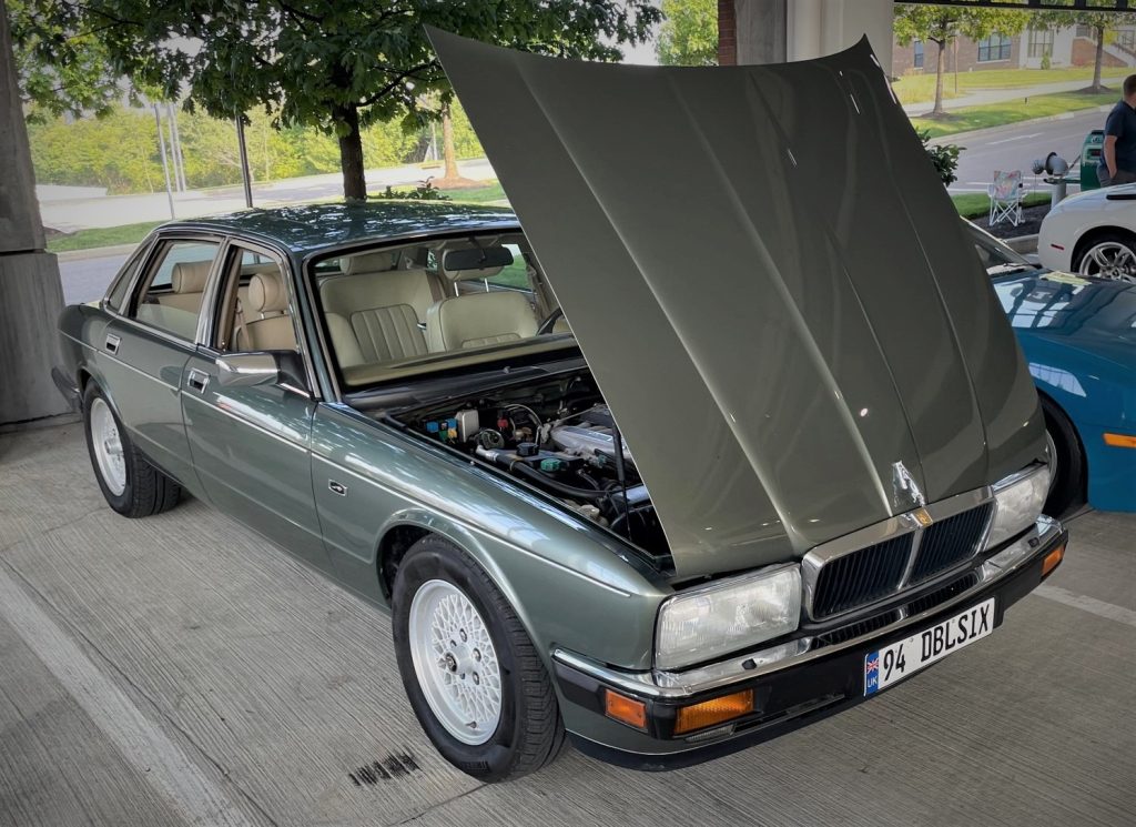 1994 jaguar daimler double six vanden plas saloon