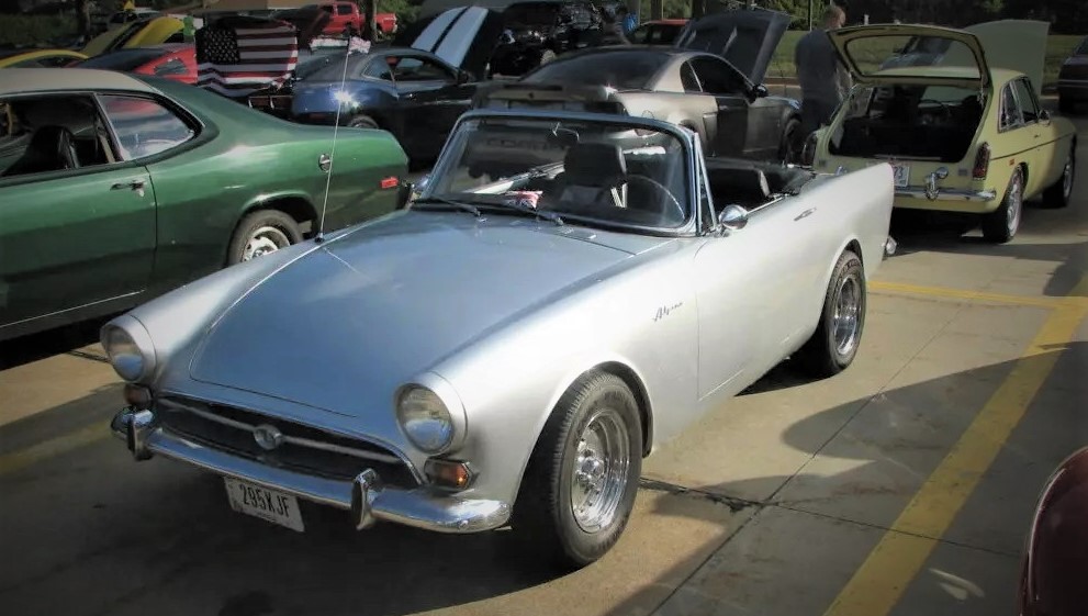 Vintage Sunbeam Alpine at Summit Racing Car Show