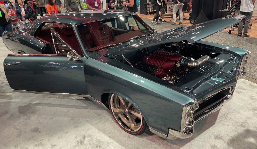 custom first gen pontiac gto show car