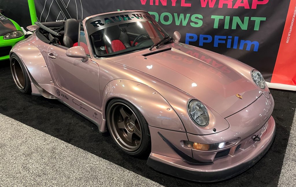 porsche 911 with widebody kit