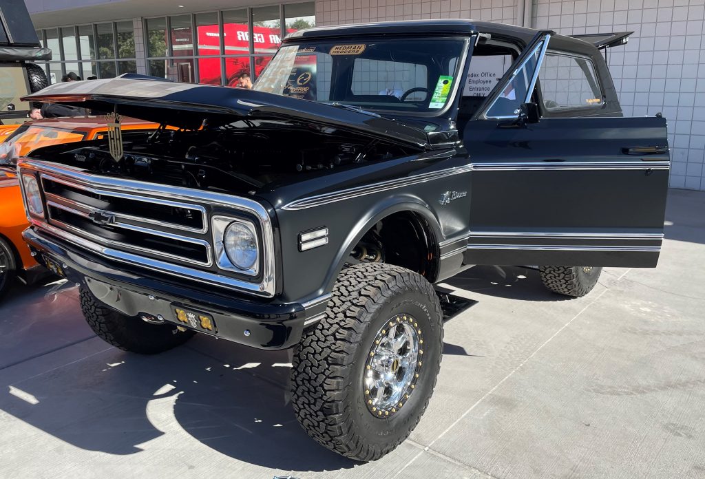 vintage chevy k5 blazer