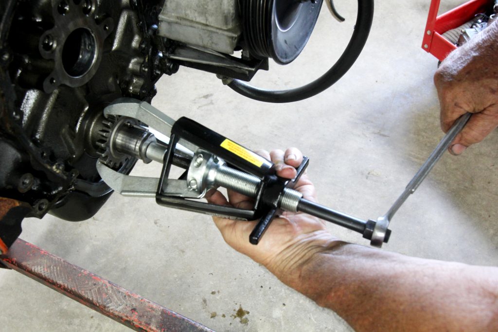 using a 3 jaw puller on crank timing gear