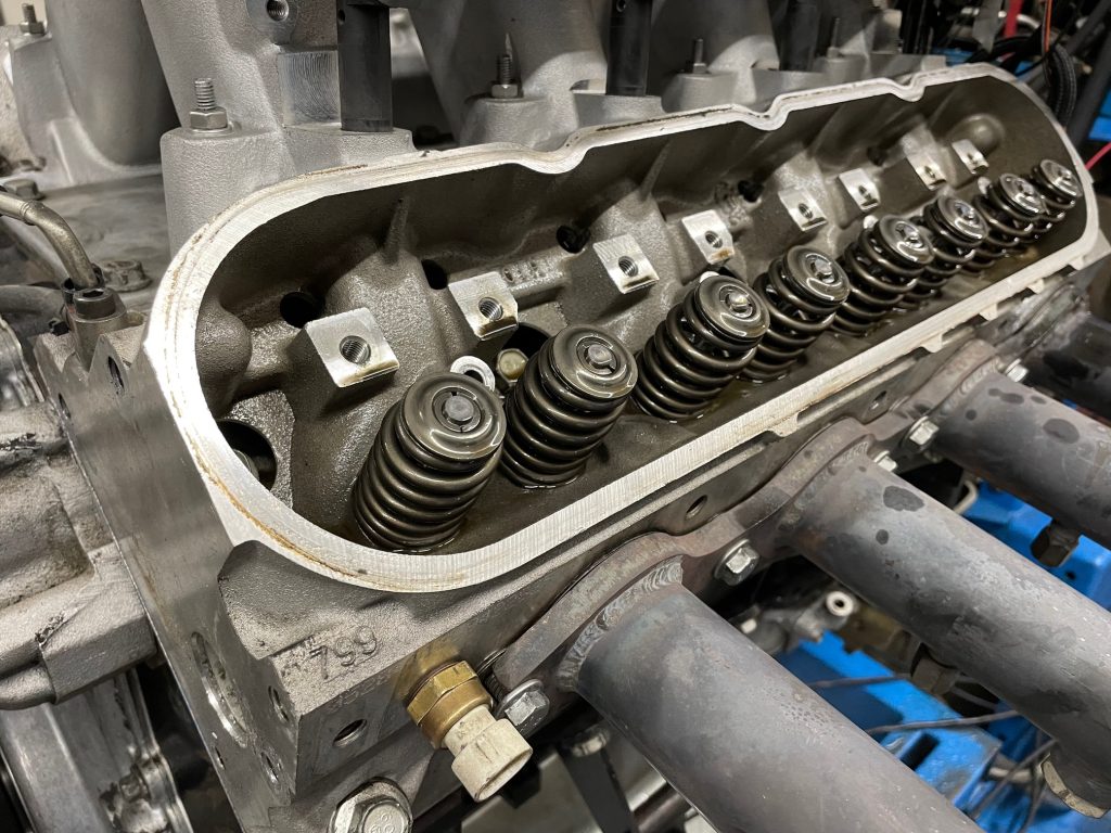 ls cylinder head with rockers removes