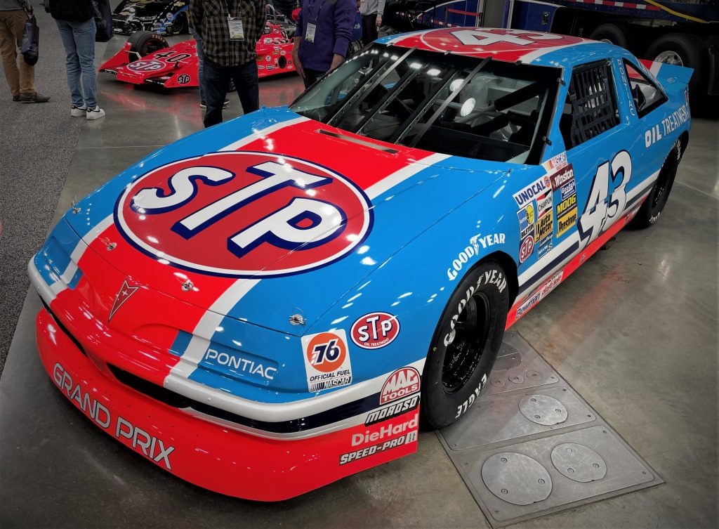 43 petty pontiac grand prix stp nascar stock car