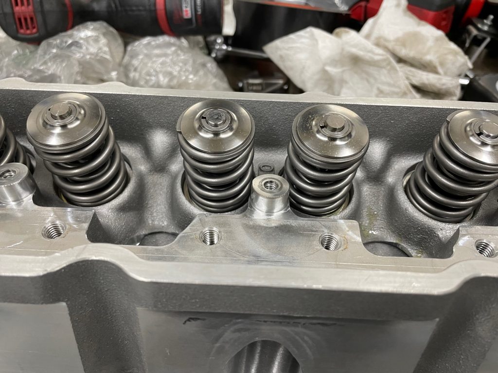 valve springs in an ls cylinder head