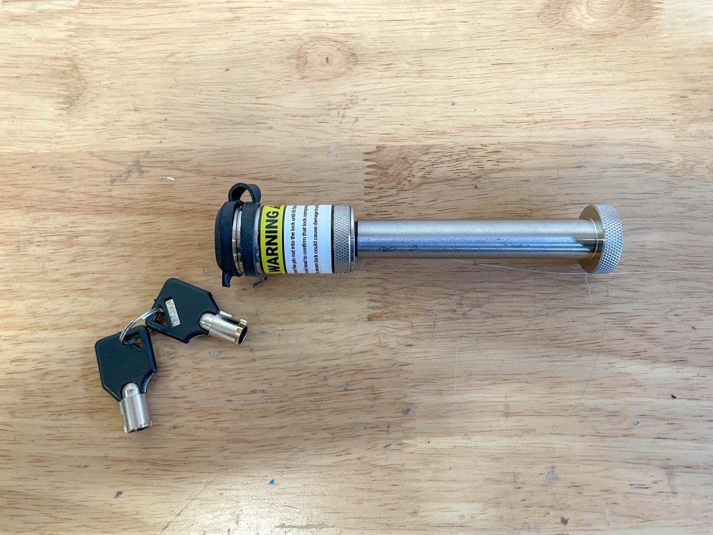 a locking hitch pin