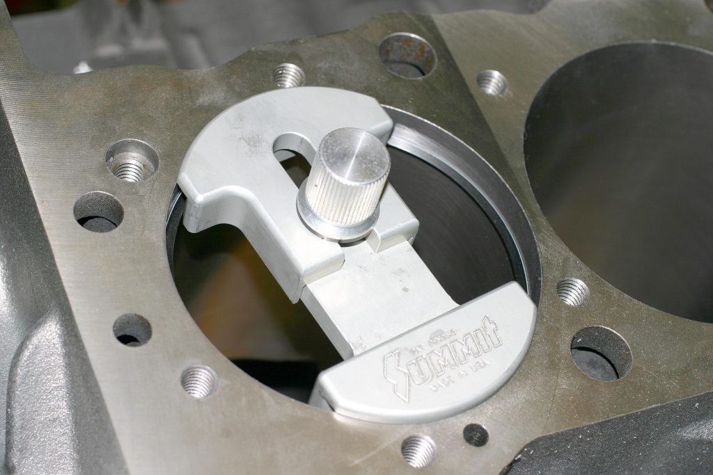 checking piston ring gauge in a bore