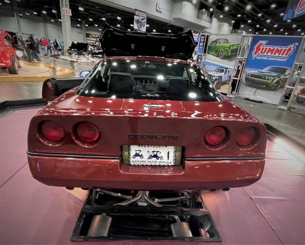 rear view of a custom c4 1988 corvette show car