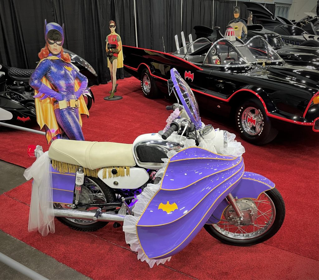 yamaha yds-5e bat girl batman motorcycle