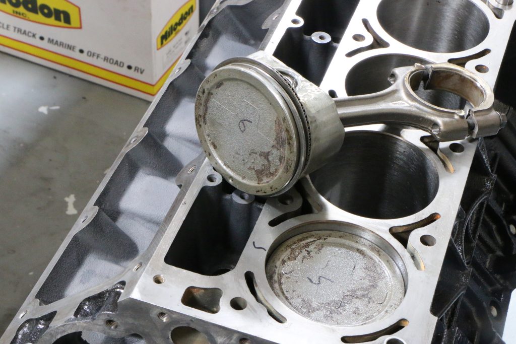 piston resting on cylinder head deck