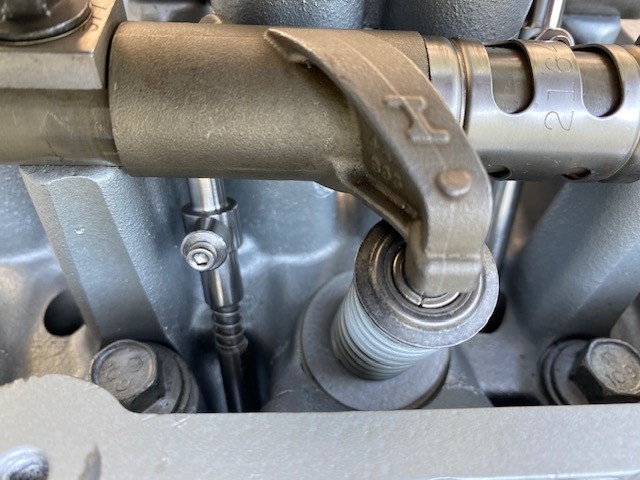 summit racing EZ Pushrod Length Checker IN Use