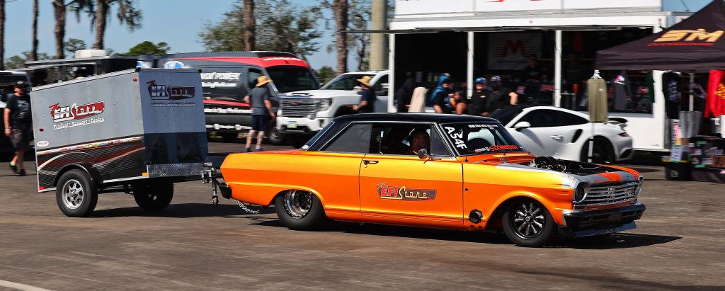 drag and drive car pulling race trailer
