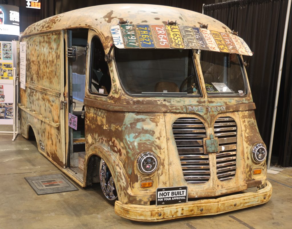 vintage international IH imperial milk truck rat rod