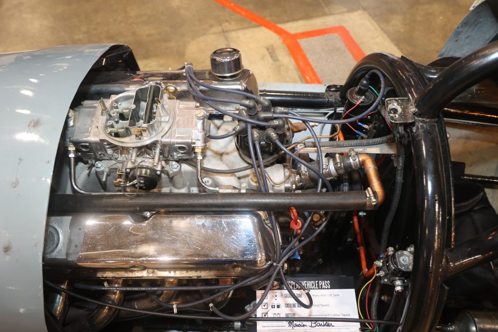 Ford 260 V8 in a vintage belly tank salt flats LSR racer