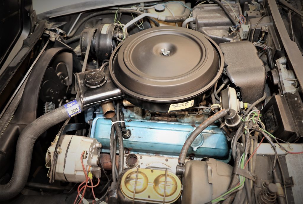 350c small block chevy v8 in a 1978 Corvette